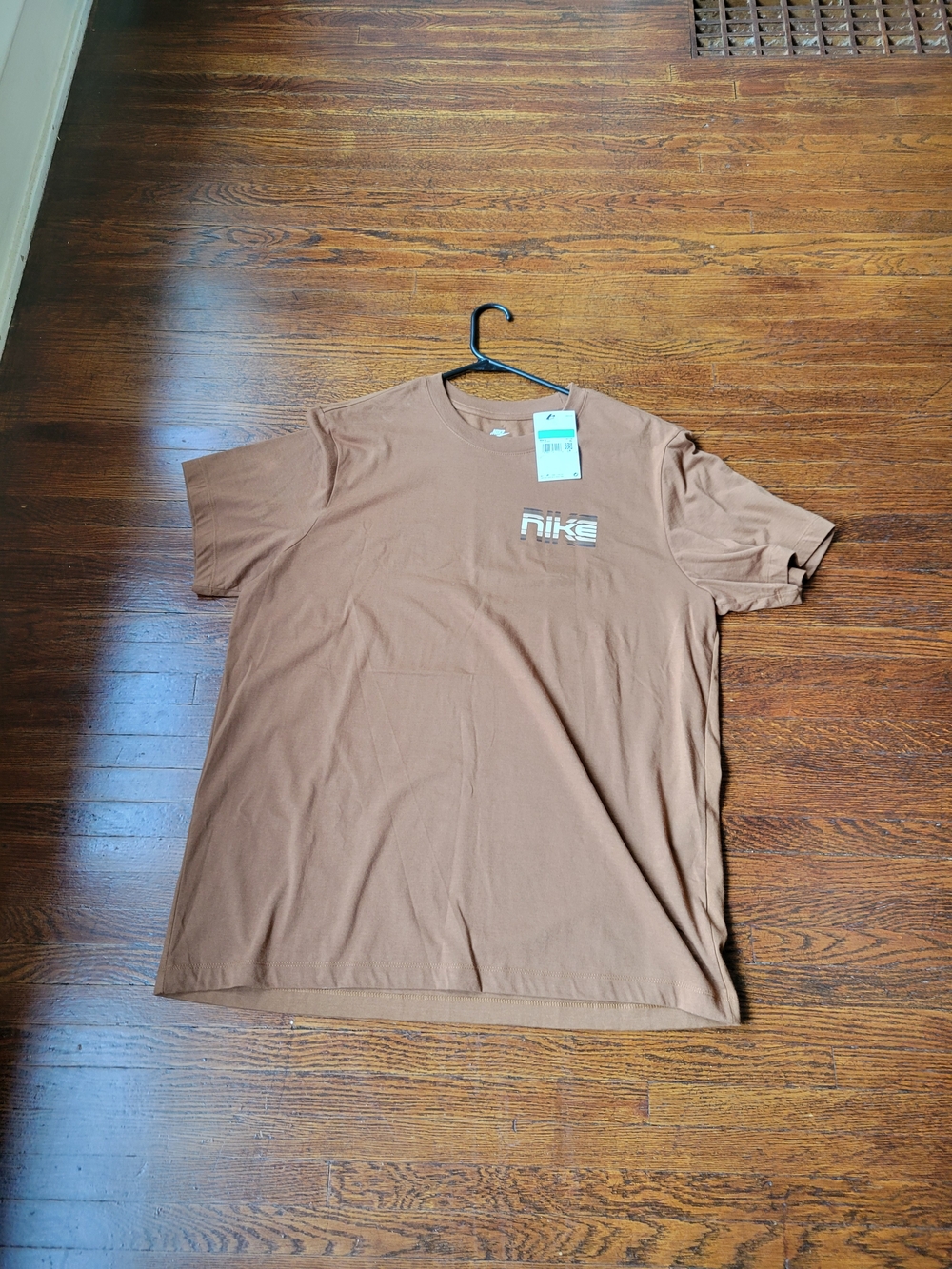 Men's Nike Reverb Short Sleeve Graphic Tee Men's Size XL Casual Active Wear - Picture 15 of 15